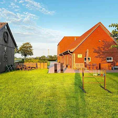 Holiday home Galeriehaus Bootsmann Stadland